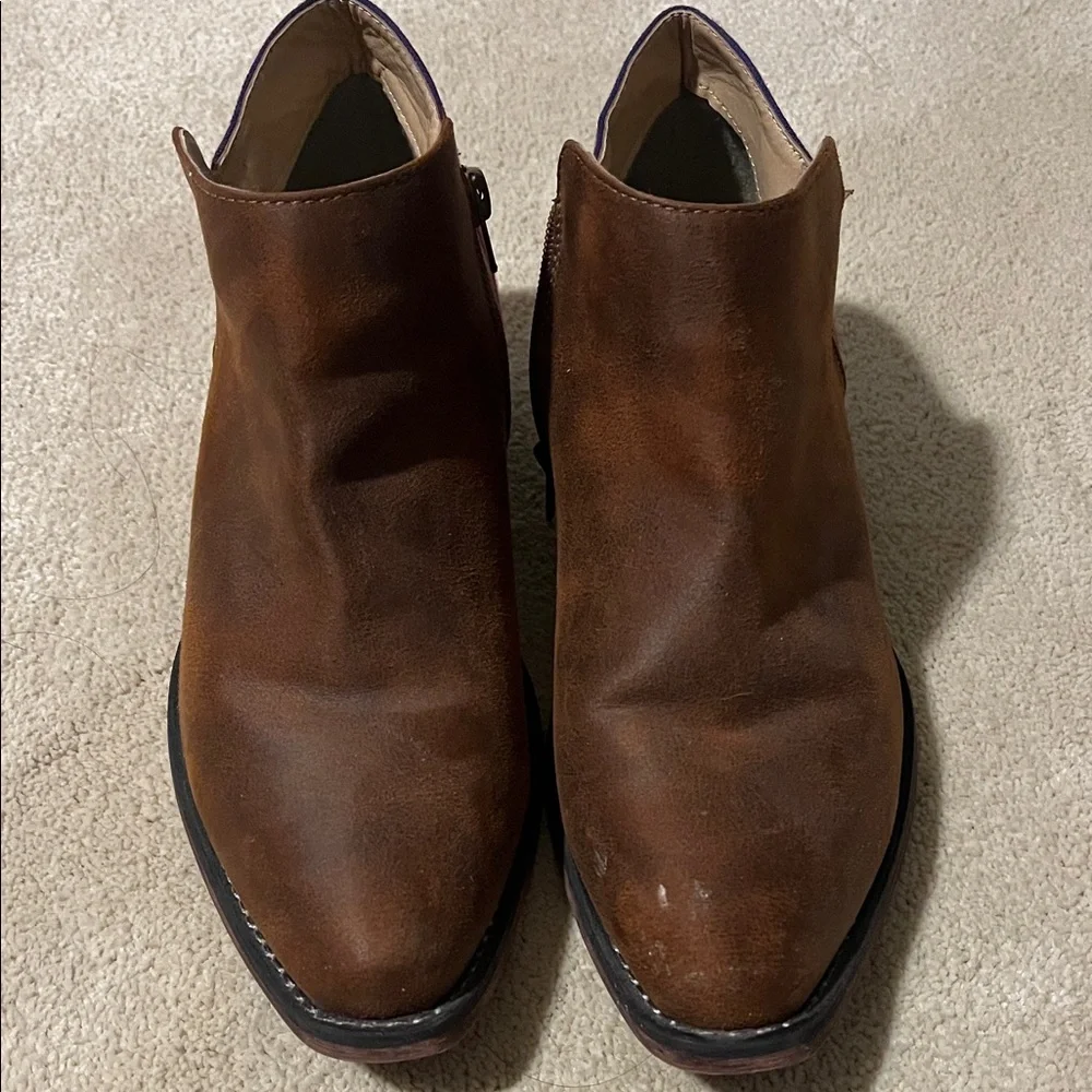 ROPER WOMEN'S SERAPE HEEL FASHION BOOTIES - SNIP TOE - Size 8.5 - Picture 2 of 4